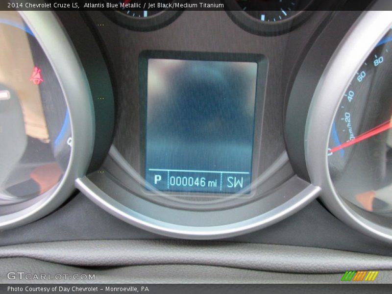 Atlantis Blue Metallic / Jet Black/Medium Titanium 2014 Chevrolet Cruze LS