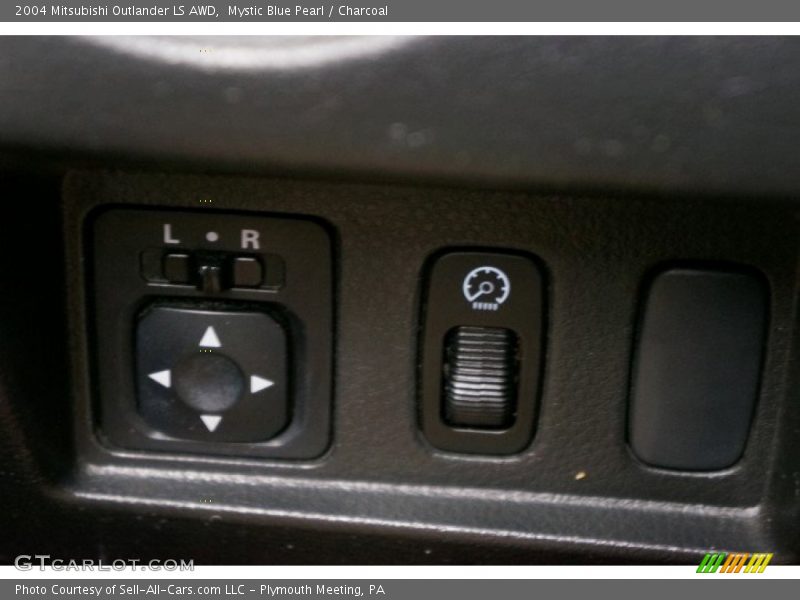 Mystic Blue Pearl / Charcoal 2004 Mitsubishi Outlander LS AWD