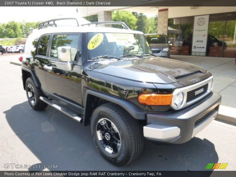 Black Diamond / Dark Charcoal 2007 Toyota FJ Cruiser 4WD