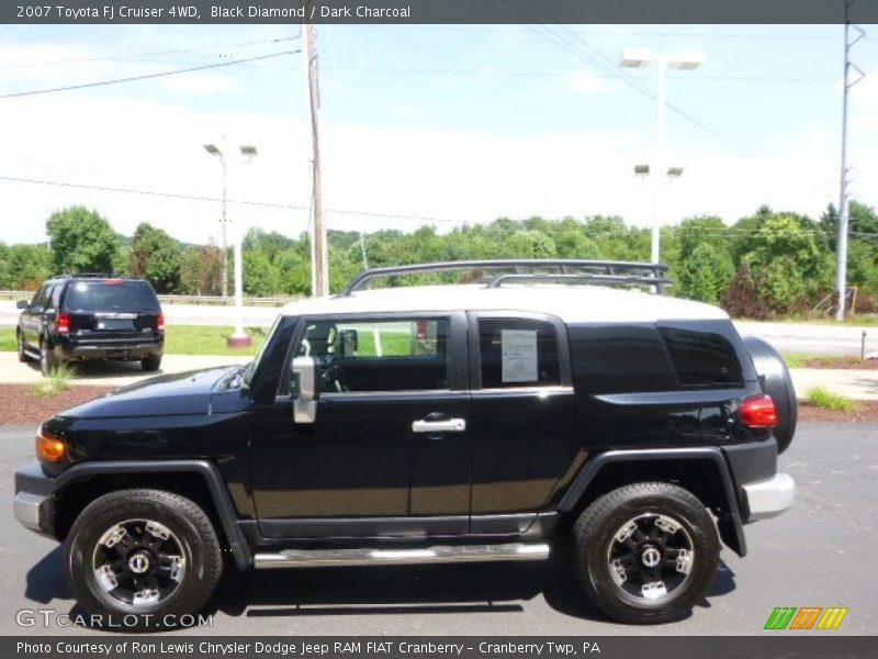 Black Diamond / Dark Charcoal 2007 Toyota FJ Cruiser 4WD