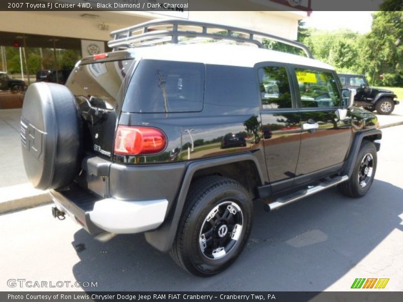 Black Diamond / Dark Charcoal 2007 Toyota FJ Cruiser 4WD