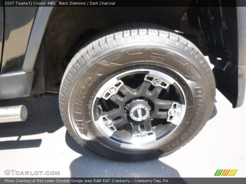 Black Diamond / Dark Charcoal 2007 Toyota FJ Cruiser 4WD