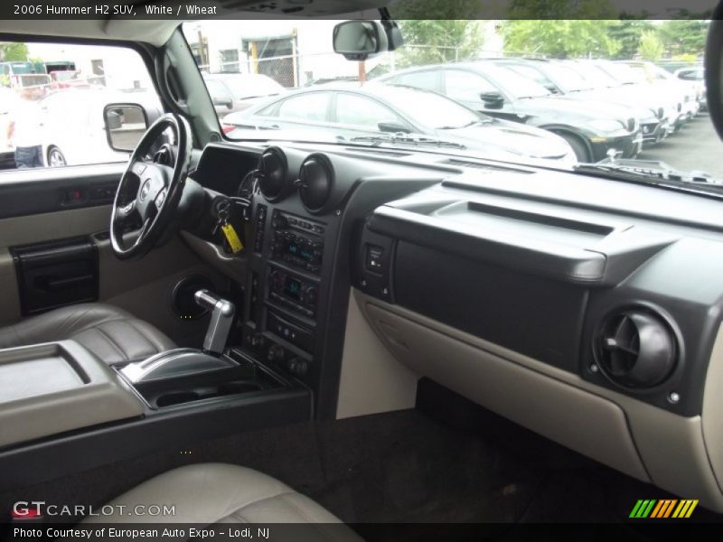 White / Wheat 2006 Hummer H2 SUV