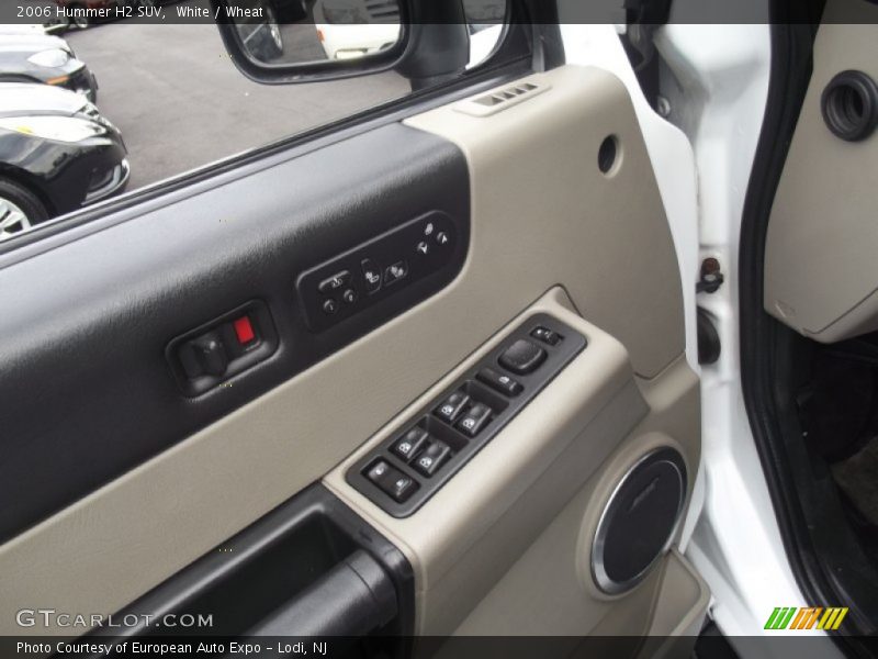 White / Wheat 2006 Hummer H2 SUV