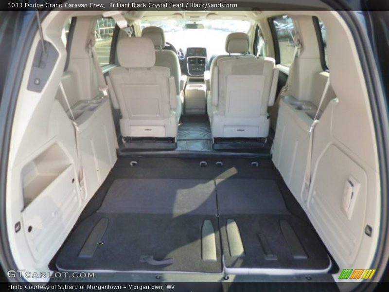 Brilliant Black Crystal Pearl / Black/Sandstorm 2013 Dodge Grand Caravan Crew