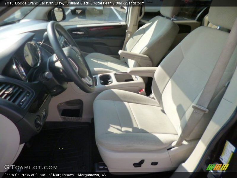 Brilliant Black Crystal Pearl / Black/Sandstorm 2013 Dodge Grand Caravan Crew
