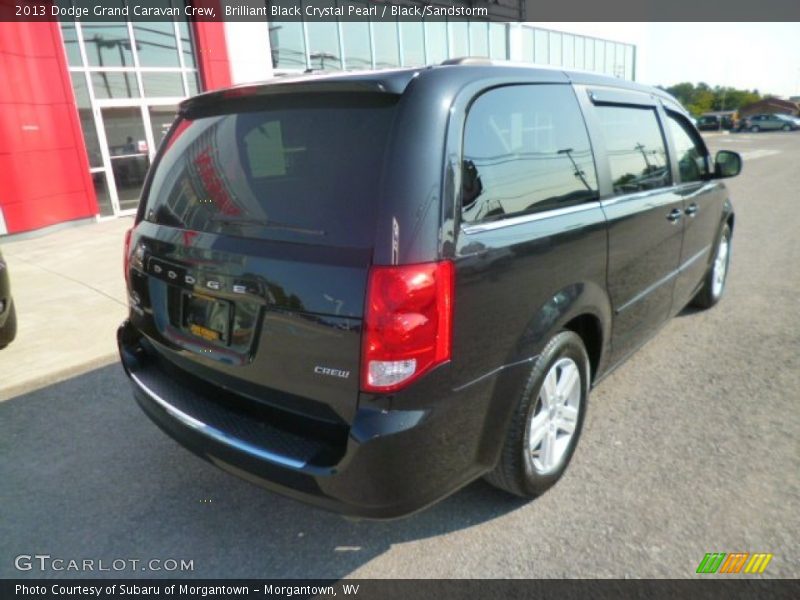 Brilliant Black Crystal Pearl / Black/Sandstorm 2013 Dodge Grand Caravan Crew