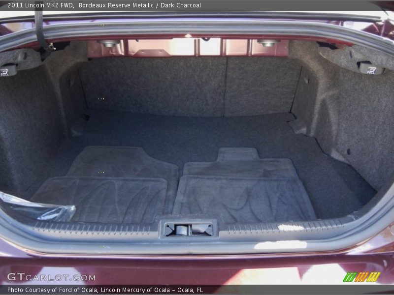 Bordeaux Reserve Metallic / Dark Charcoal 2011 Lincoln MKZ FWD