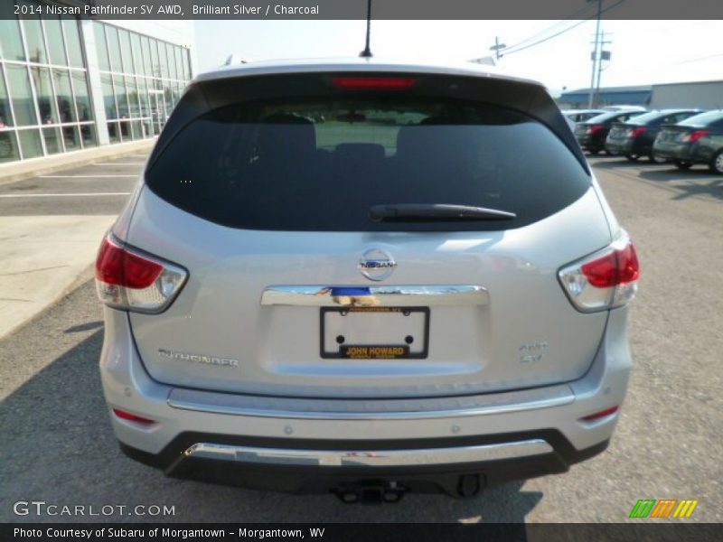 Brilliant Silver / Charcoal 2014 Nissan Pathfinder SV AWD