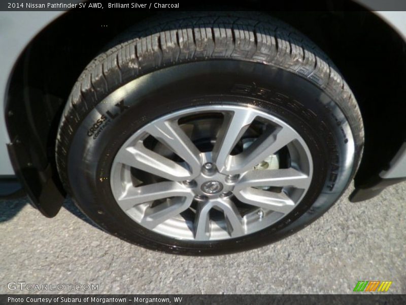 Brilliant Silver / Charcoal 2014 Nissan Pathfinder SV AWD