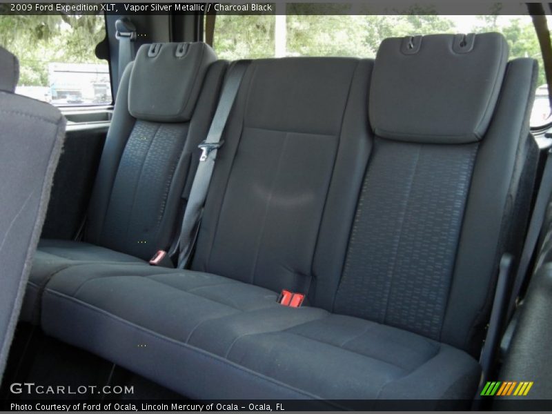 Vapor Silver Metallic / Charcoal Black 2009 Ford Expedition XLT