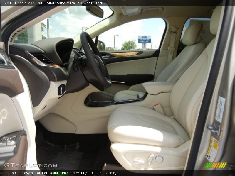 Front Seat of 2015 MKC FWD