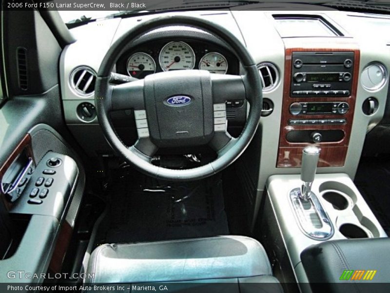 Dashboard of 2006 F150 Lariat SuperCrew