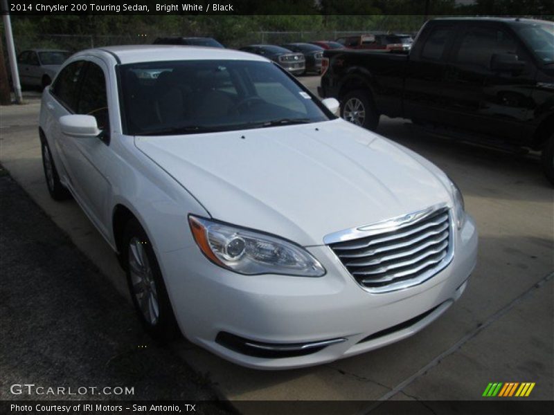 Bright White / Black 2014 Chrysler 200 Touring Sedan