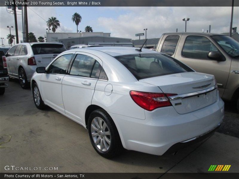 Bright White / Black 2014 Chrysler 200 Touring Sedan