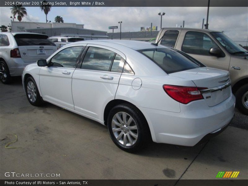 Bright White / Black 2014 Chrysler 200 Touring Sedan