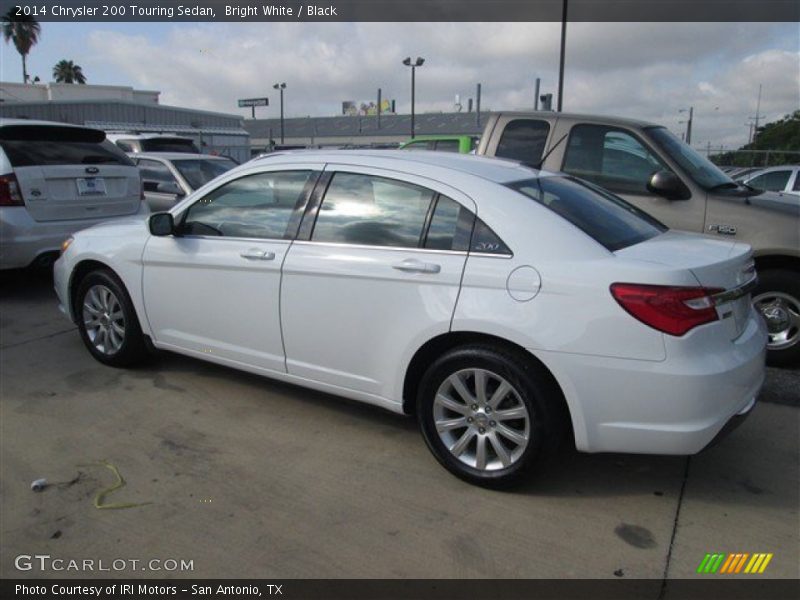 Bright White / Black 2014 Chrysler 200 Touring Sedan