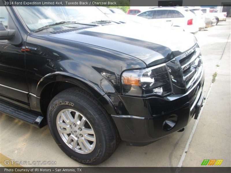 Tuxedo Black / Charcoal Black 2014 Ford Expedition Limited 4x4