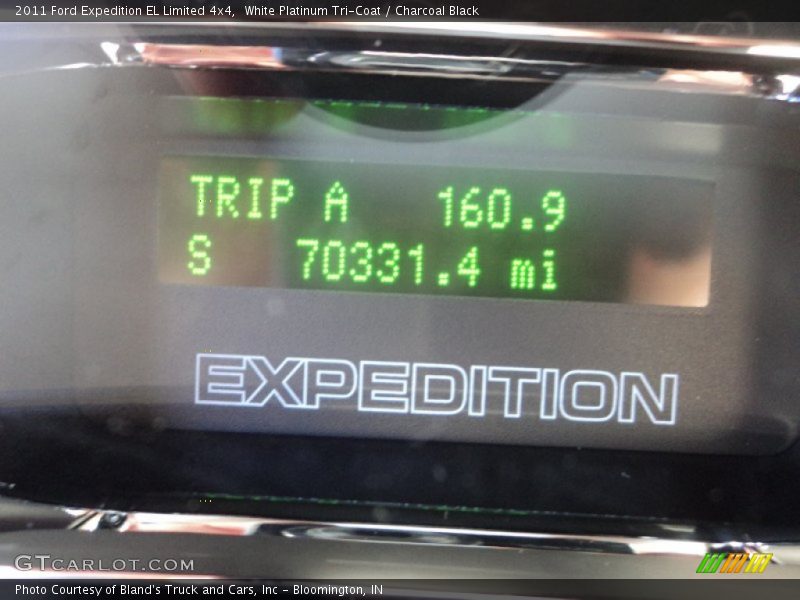 White Platinum Tri-Coat / Charcoal Black 2011 Ford Expedition EL Limited 4x4