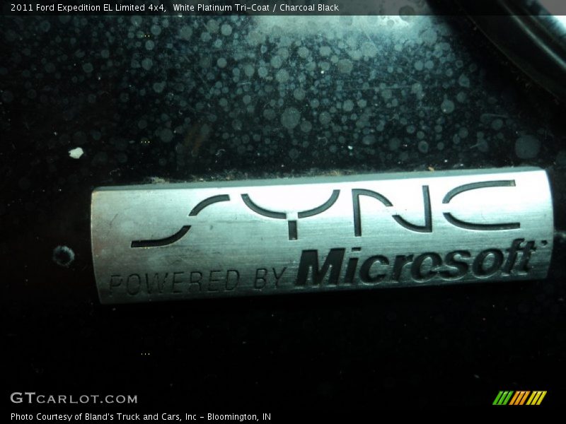 White Platinum Tri-Coat / Charcoal Black 2011 Ford Expedition EL Limited 4x4