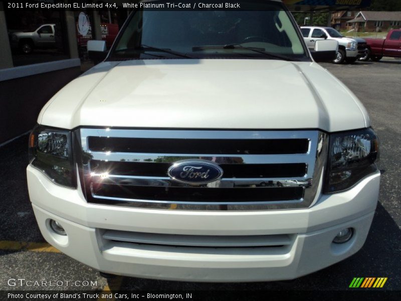 White Platinum Tri-Coat / Charcoal Black 2011 Ford Expedition EL Limited 4x4