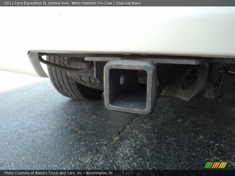 White Platinum Tri-Coat / Charcoal Black 2011 Ford Expedition EL Limited 4x4