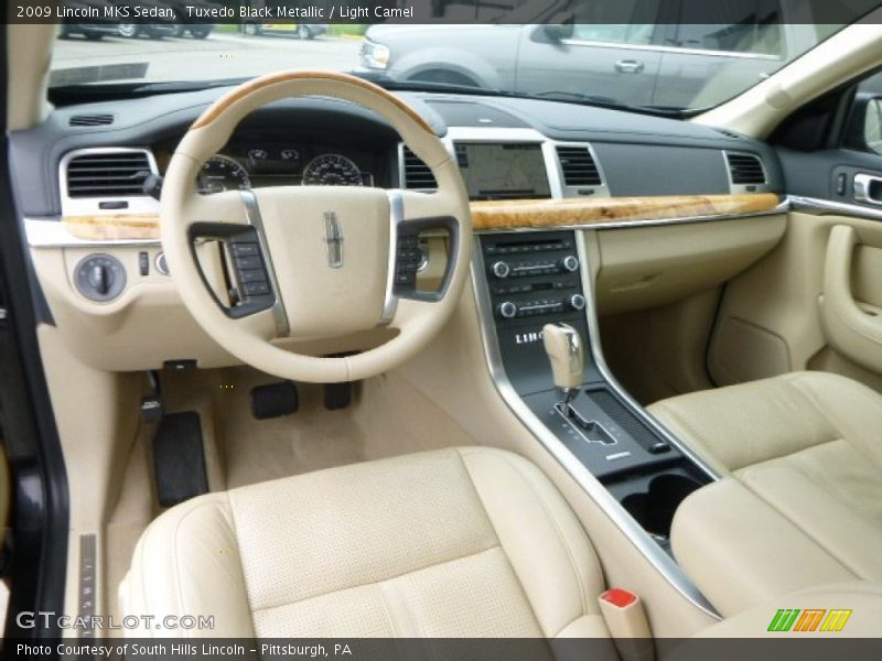Tuxedo Black Metallic / Light Camel 2009 Lincoln MKS Sedan