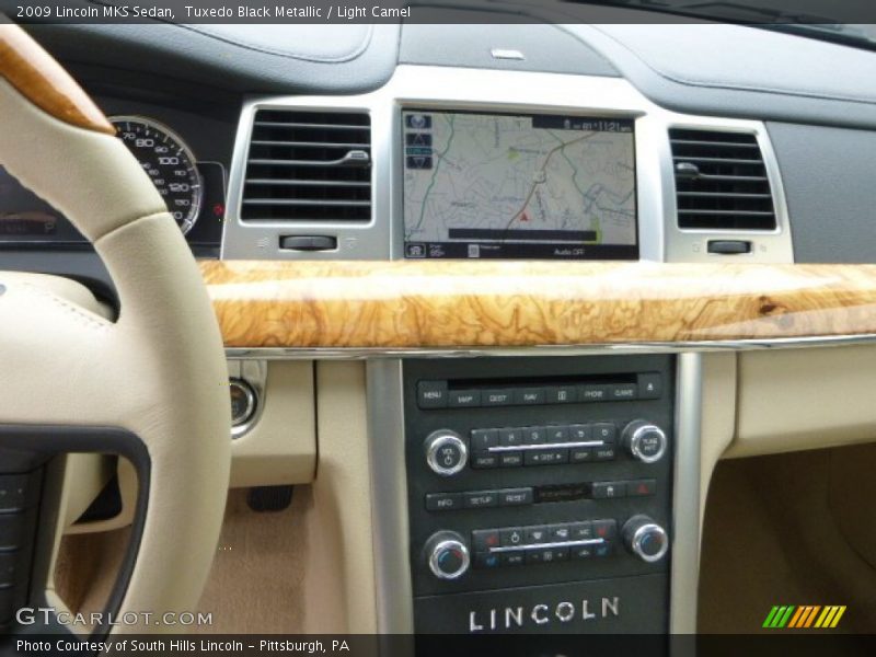 Tuxedo Black Metallic / Light Camel 2009 Lincoln MKS Sedan