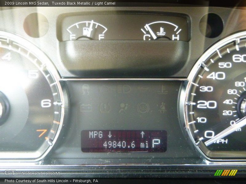 Tuxedo Black Metallic / Light Camel 2009 Lincoln MKS Sedan