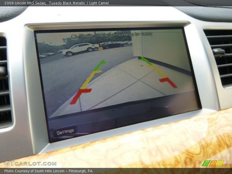 Tuxedo Black Metallic / Light Camel 2009 Lincoln MKS Sedan