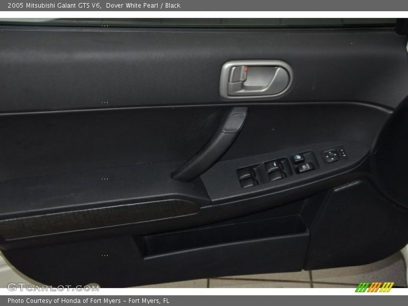 Dover White Pearl / Black 2005 Mitsubishi Galant GTS V6