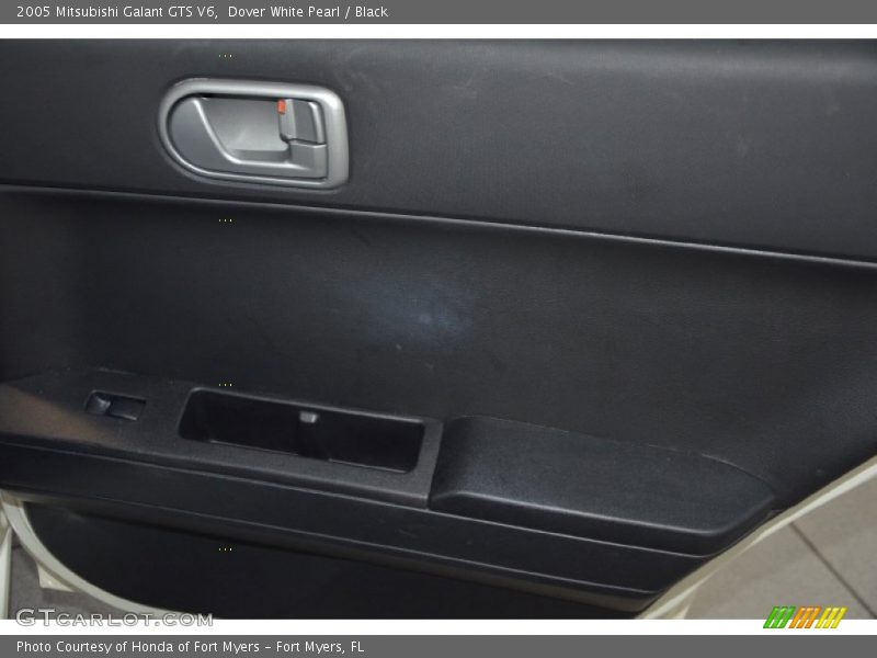 Dover White Pearl / Black 2005 Mitsubishi Galant GTS V6