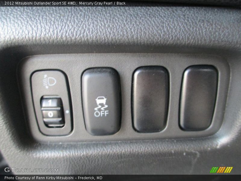 Mercury Gray Pearl / Black 2012 Mitsubishi Outlander Sport SE 4WD