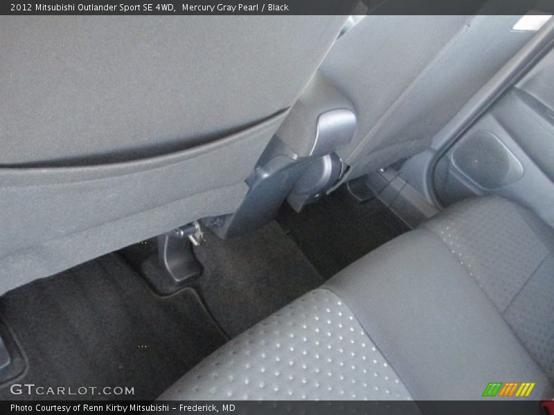 Mercury Gray Pearl / Black 2012 Mitsubishi Outlander Sport SE 4WD