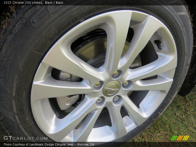 Black / Black 2015 Chrysler 200 Limited