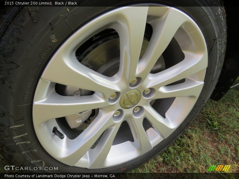 Black / Black 2015 Chrysler 200 Limited