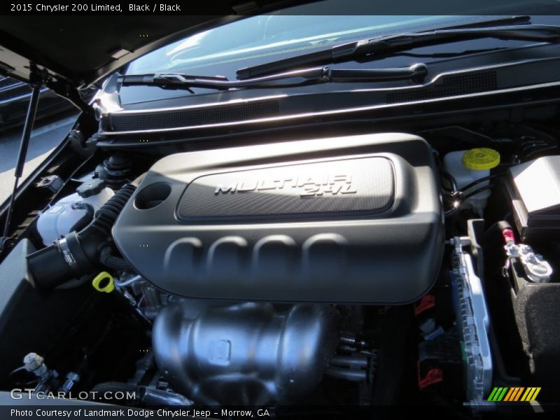 Black / Black 2015 Chrysler 200 Limited