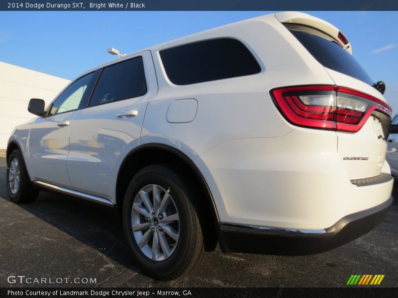 Bright White / Black 2014 Dodge Durango SXT