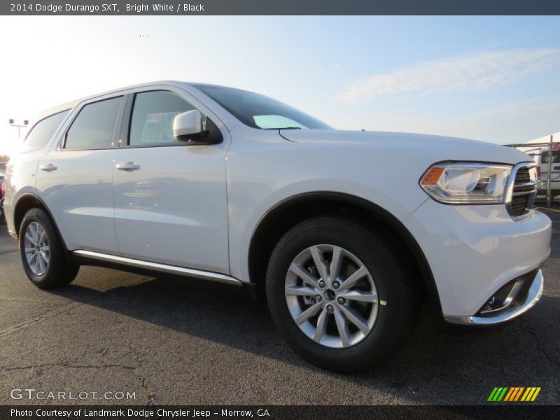 Bright White / Black 2014 Dodge Durango SXT