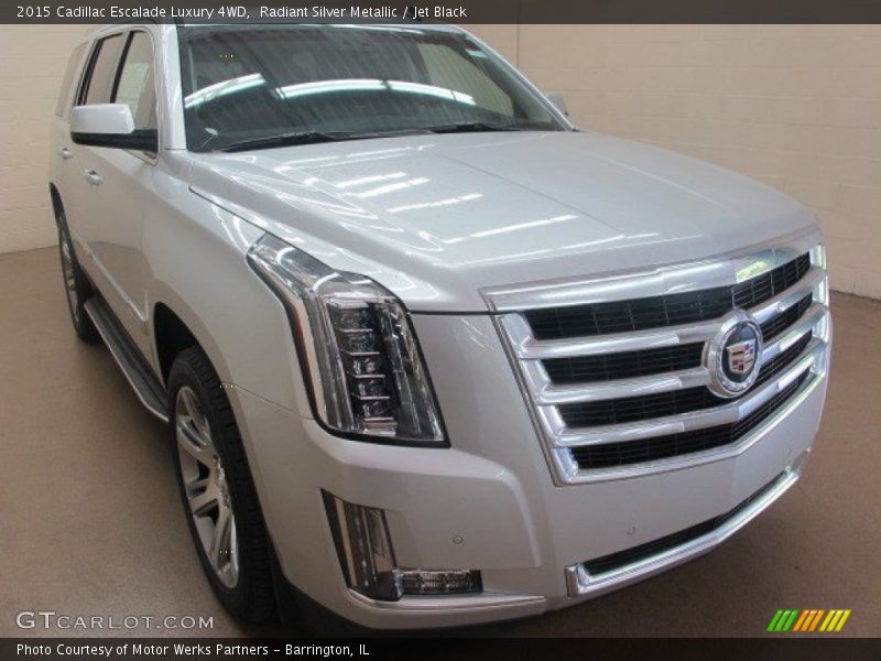 Radiant Silver Metallic / Jet Black 2015 Cadillac Escalade Luxury 4WD