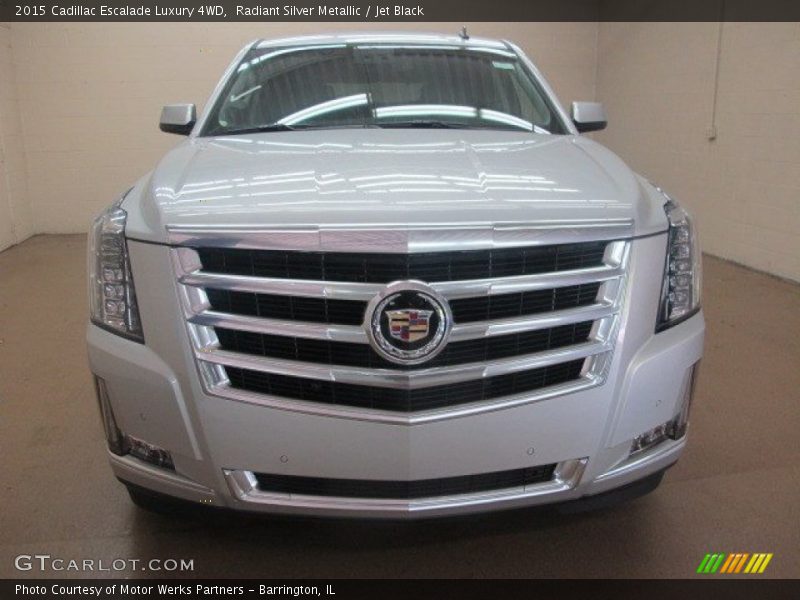Radiant Silver Metallic / Jet Black 2015 Cadillac Escalade Luxury 4WD