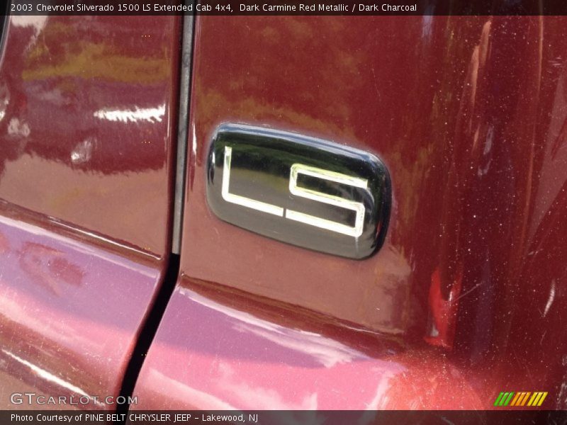 Dark Carmine Red Metallic / Dark Charcoal 2003 Chevrolet Silverado 1500 LS Extended Cab 4x4
