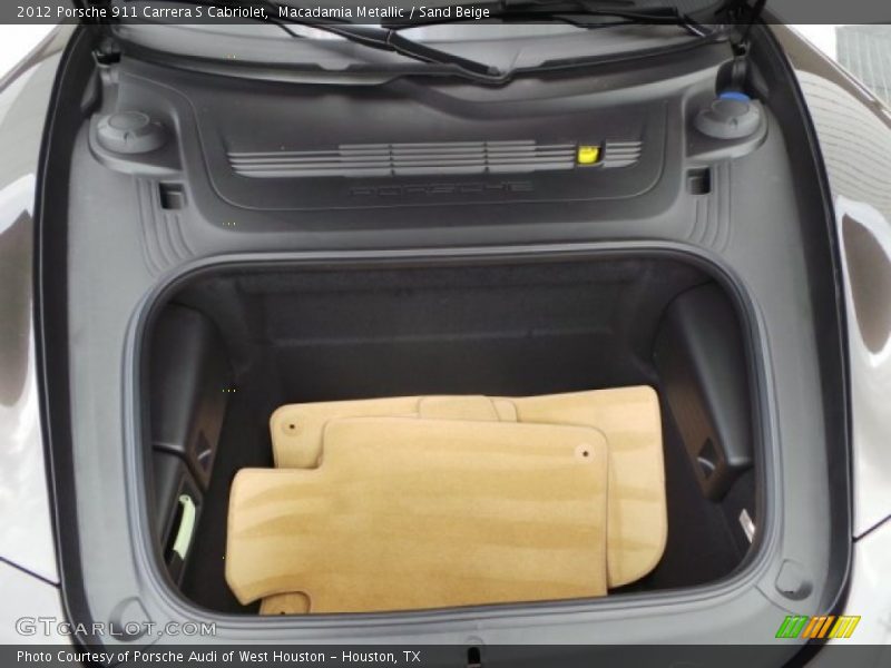  2012 911 Carrera S Cabriolet Trunk