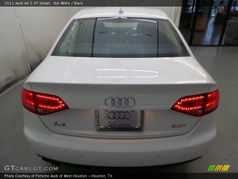 Ibis White / Black 2011 Audi A4 2.0T Sedan