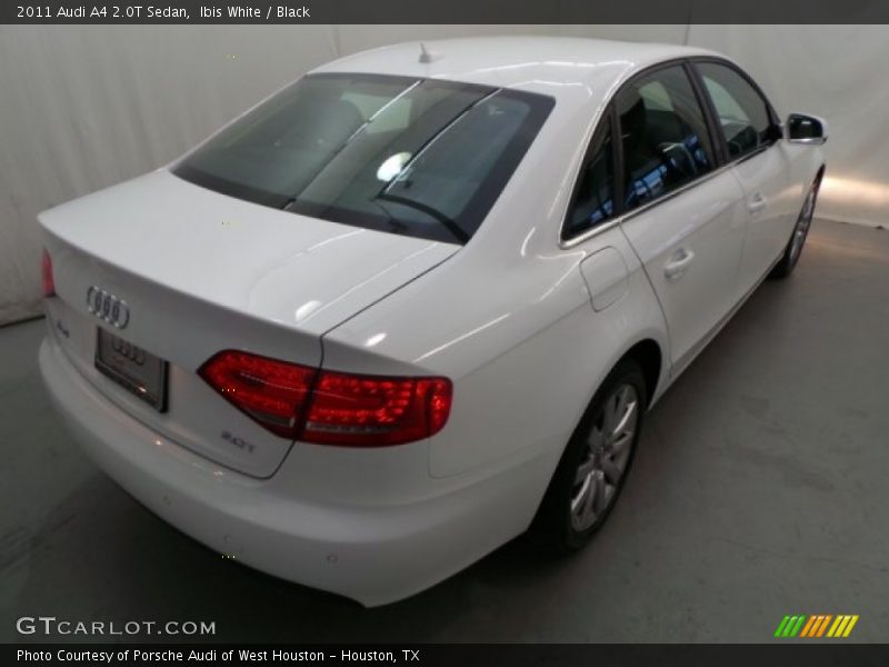 Ibis White / Black 2011 Audi A4 2.0T Sedan