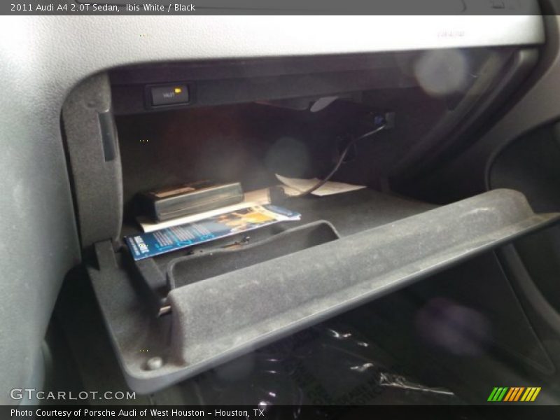 Ibis White / Black 2011 Audi A4 2.0T Sedan