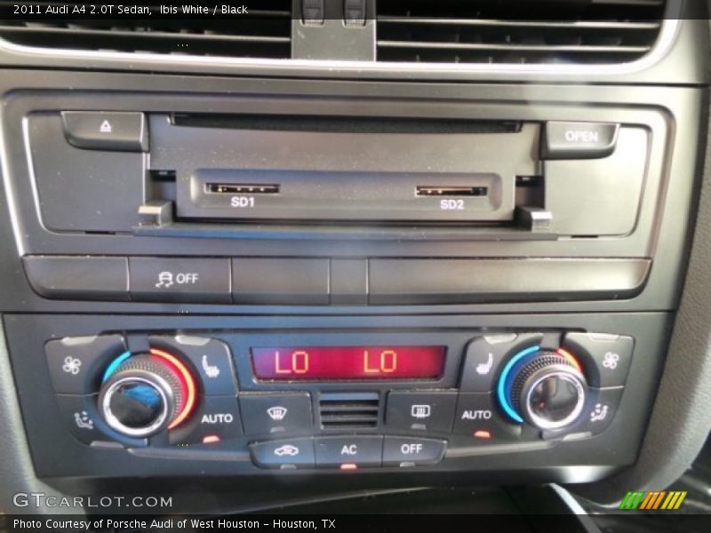 Ibis White / Black 2011 Audi A4 2.0T Sedan