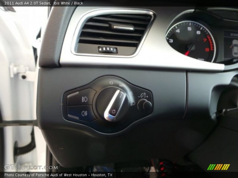 Ibis White / Black 2011 Audi A4 2.0T Sedan