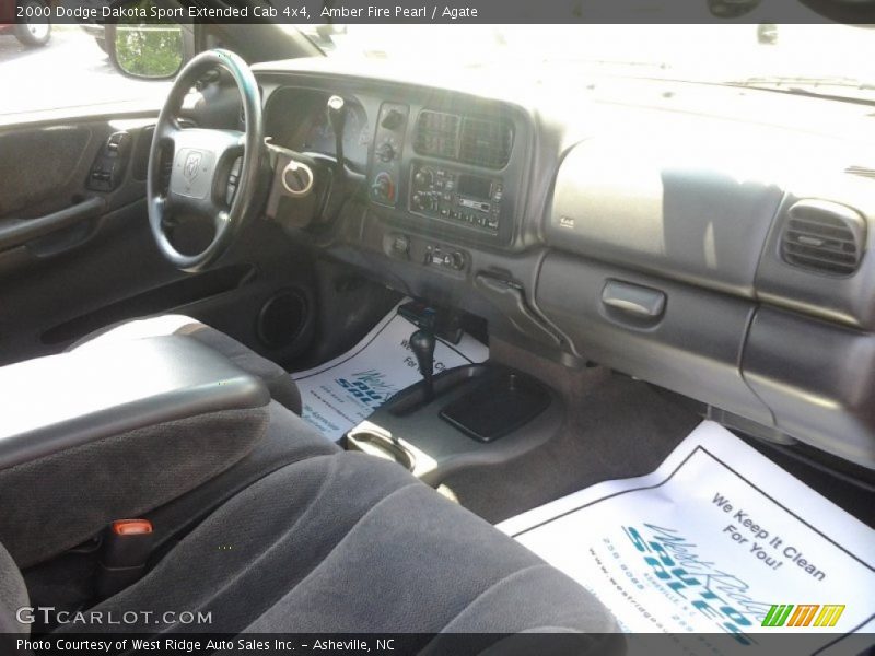 Amber Fire Pearl / Agate 2000 Dodge Dakota Sport Extended Cab 4x4