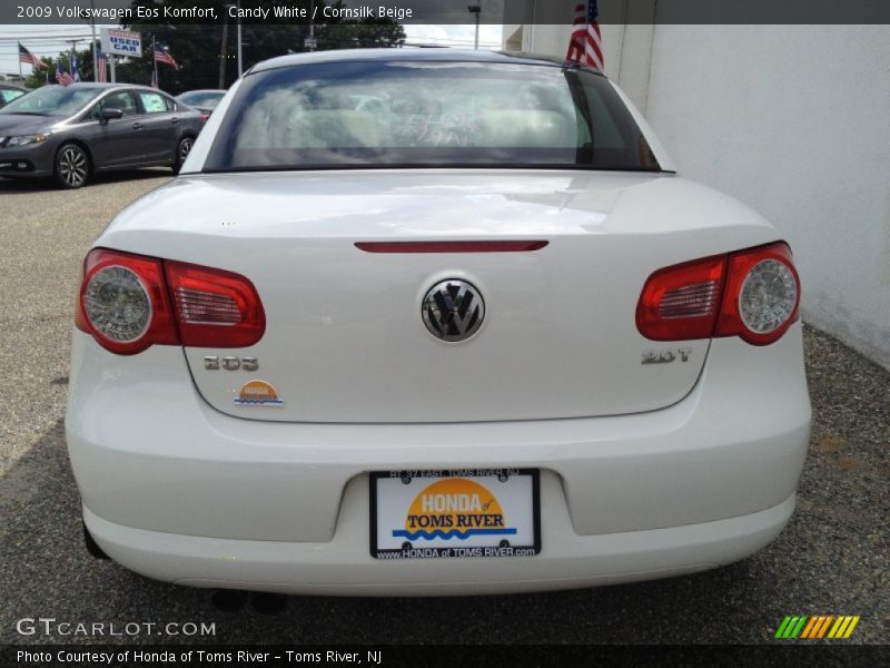 Candy White / Cornsilk Beige 2009 Volkswagen Eos Komfort